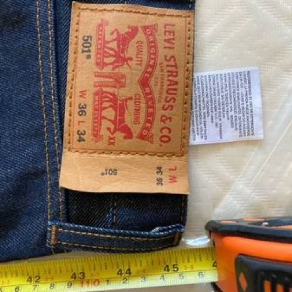 NEW WITHOUT TAGS LEVI’S 501 W36 L34